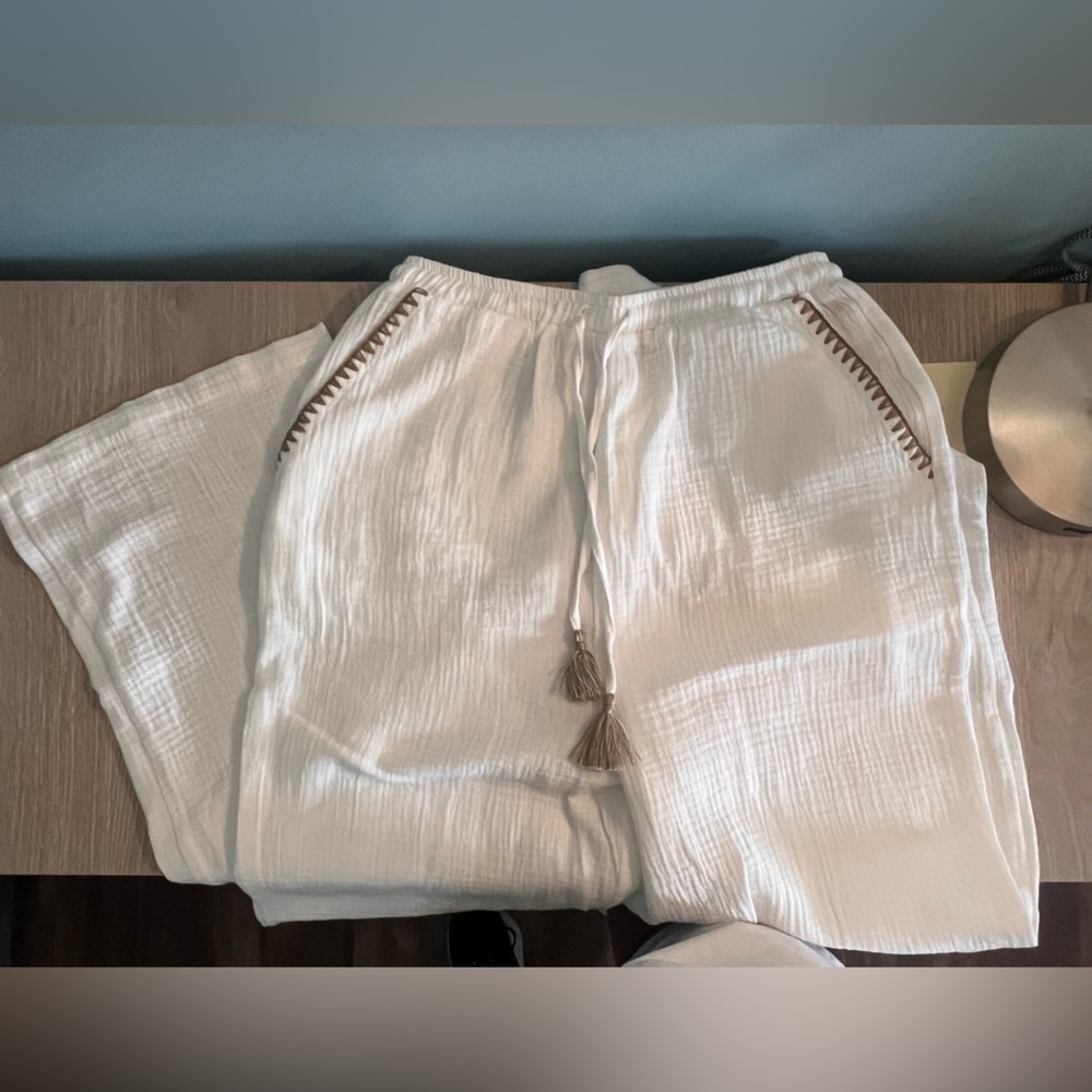 White beachy pants
